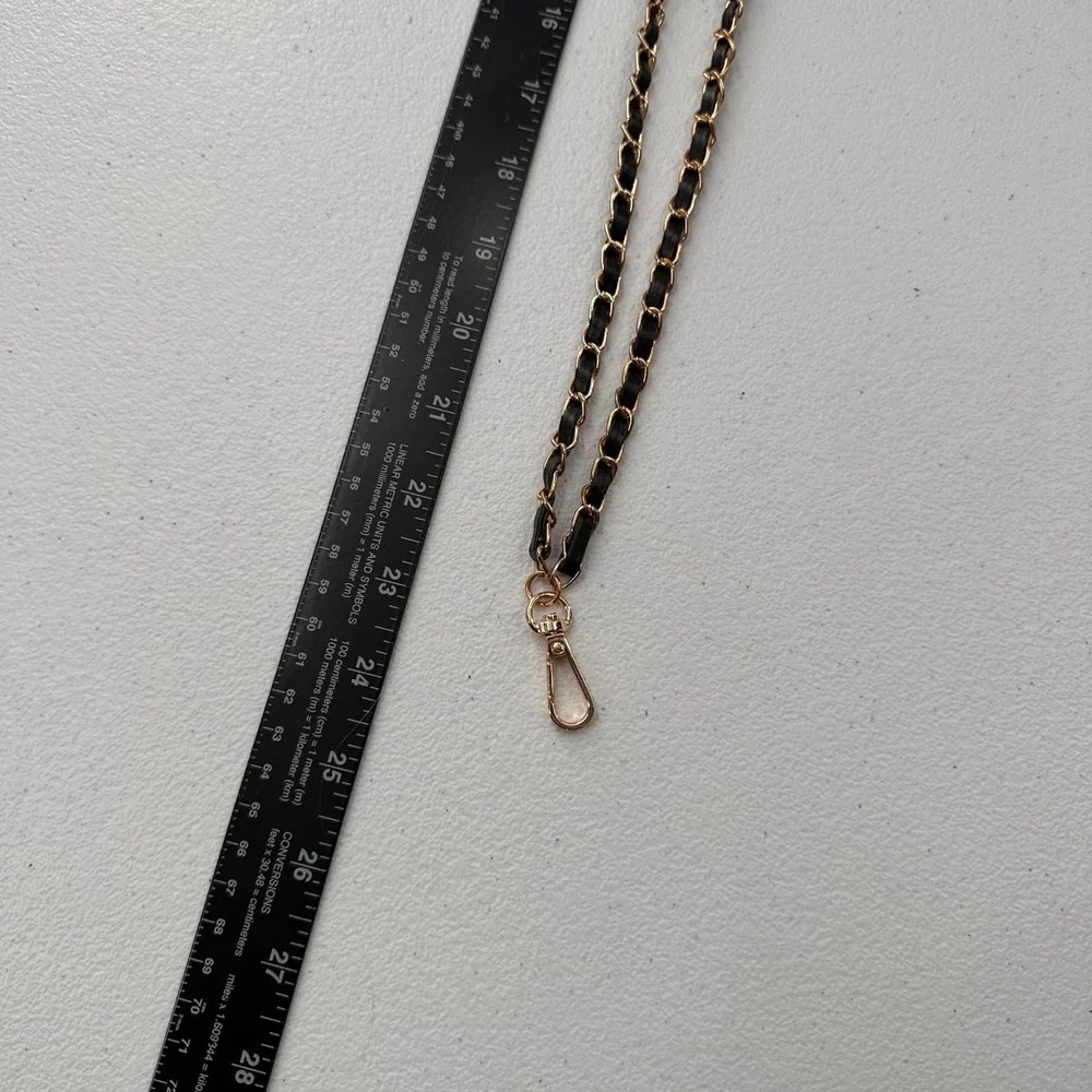 The Unbranded Brand this chain